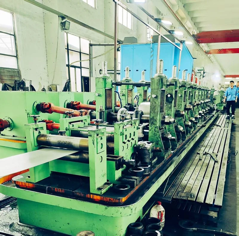 ACA-ERW TUBEMILL TUBEMILL تعمل في مصنع العملاء في الصين